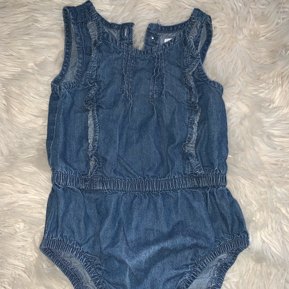 Joe Fresh Chambray/Denim Romper 6-12 Months - Picture 1 of 5